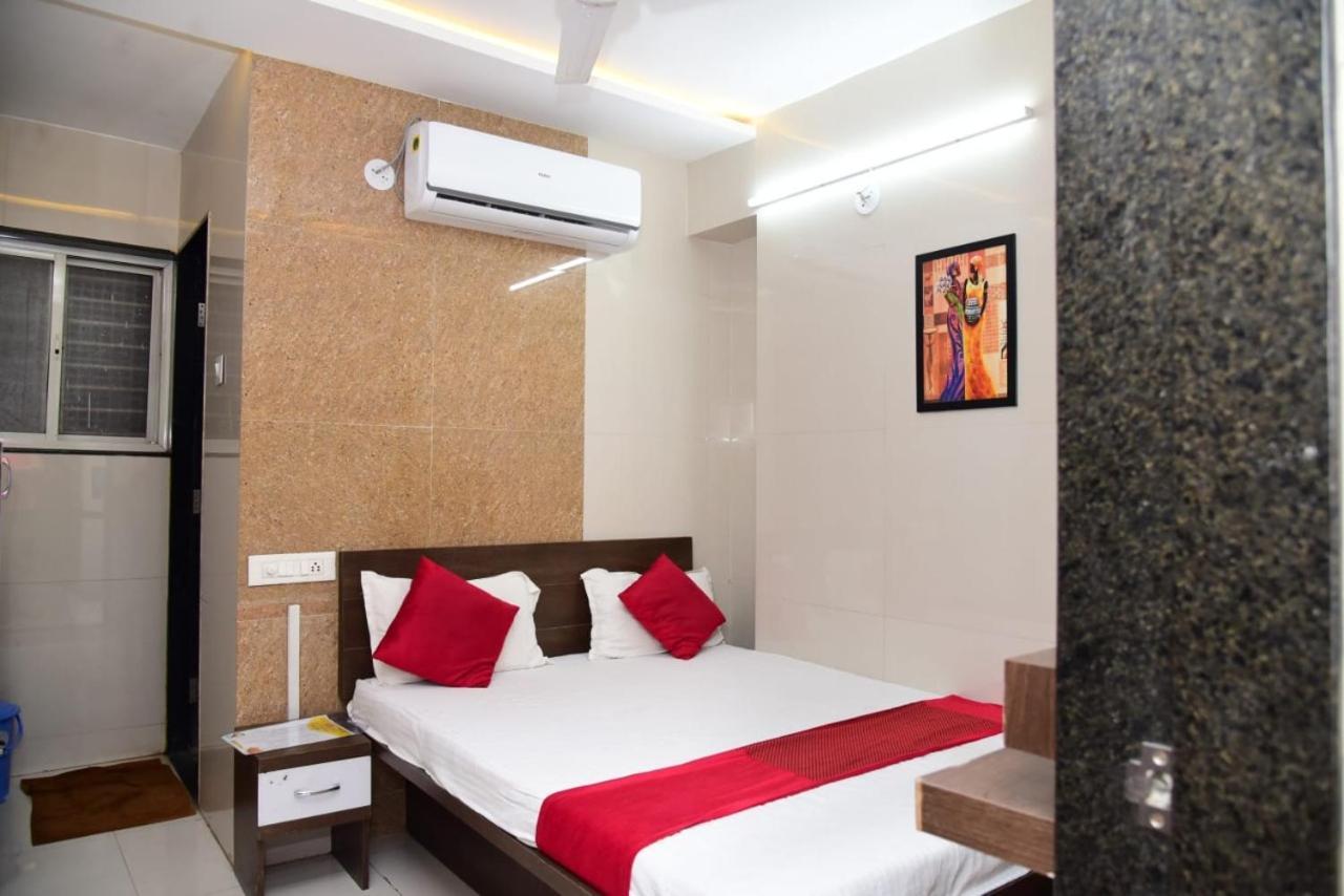 Nivant Lodge Sholapur Exterior foto